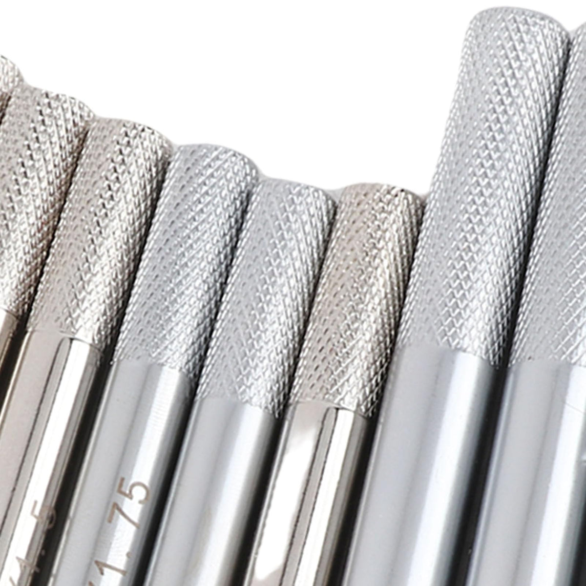 14-Piece Wheel Stud Alignment Pins Q1433