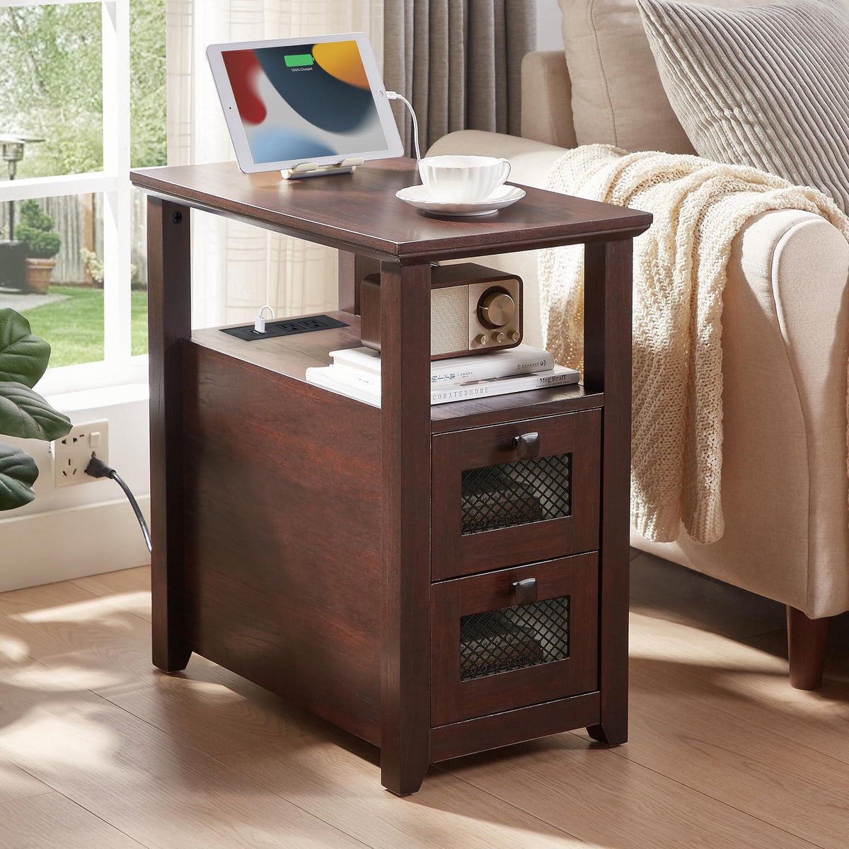 XXL End Table with Charging Station S283